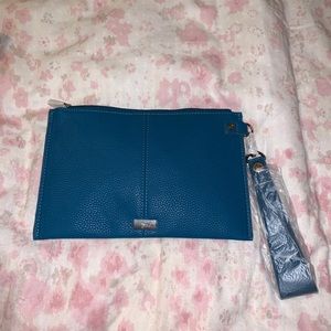 Teal Affair Pebble Thirty One Small Bag